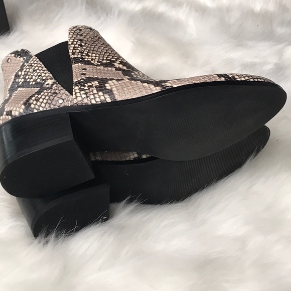 Steve Madden Cade Booties - Picture 3 of 6